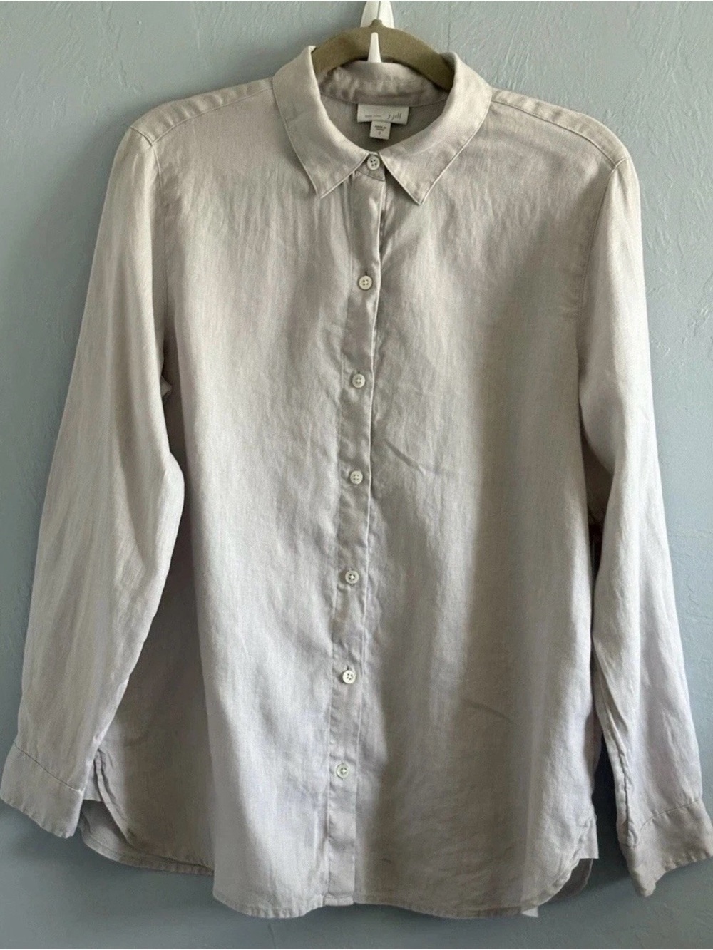 J. Jill Love Linen Essential Button-Up Shirt Taupe - Minimalist - S